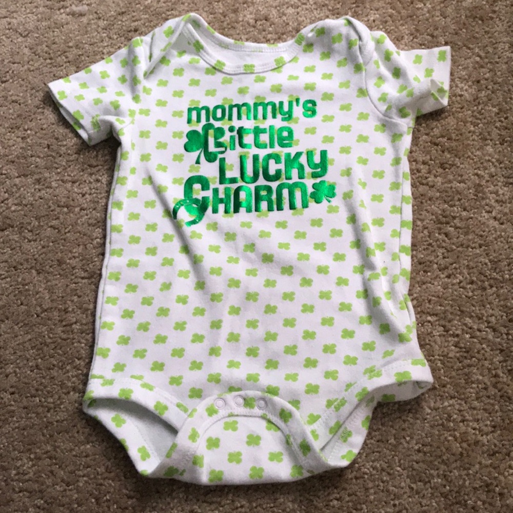 Unisex Irish onesie.